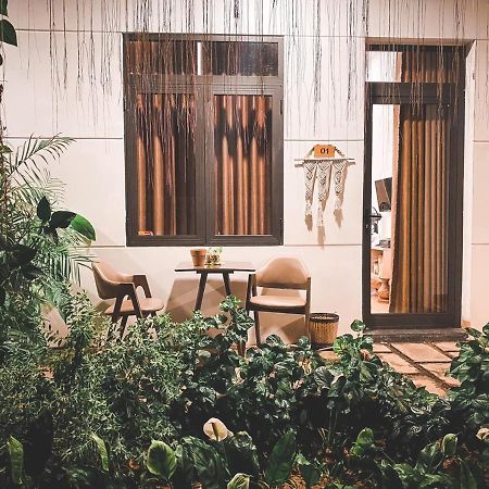 Готель Hoang Ngoc'S House Туїхоа Екстер'єр фото