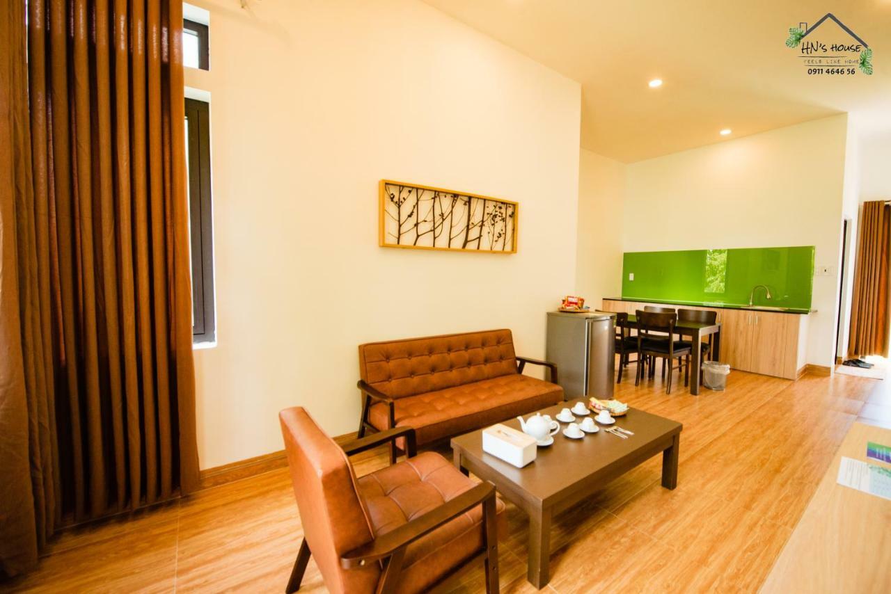 Готель Hoang Ngoc'S House Туїхоа Екстер'єр фото