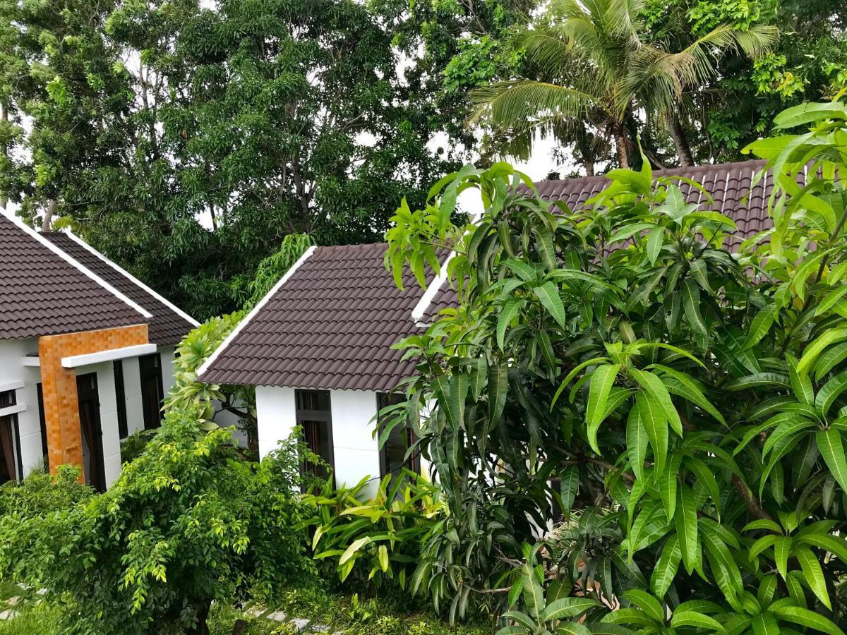 Готель Hoang Ngoc'S House Туїхоа Екстер'єр фото