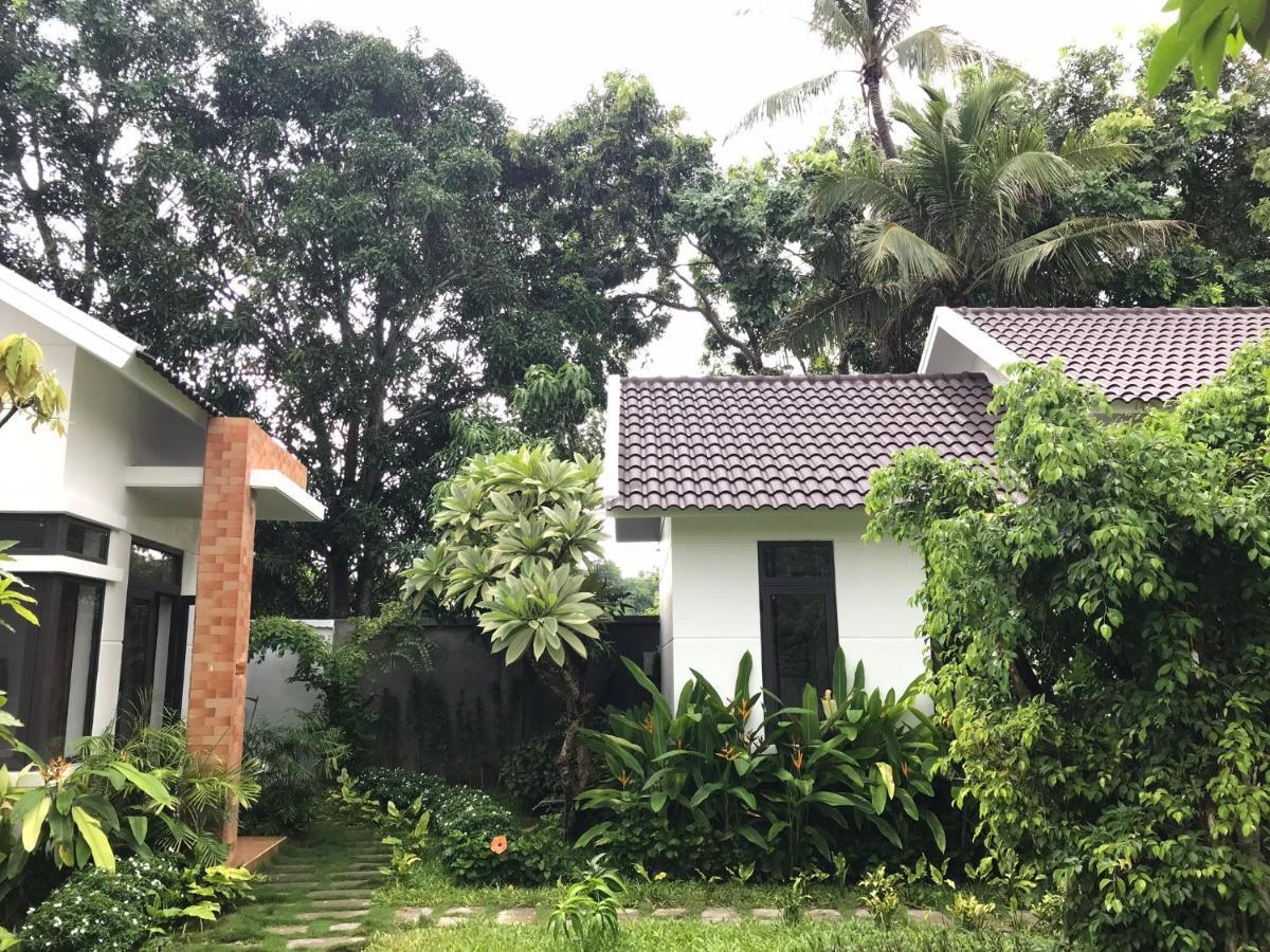Готель Hoang Ngoc'S House Туїхоа Екстер'єр фото